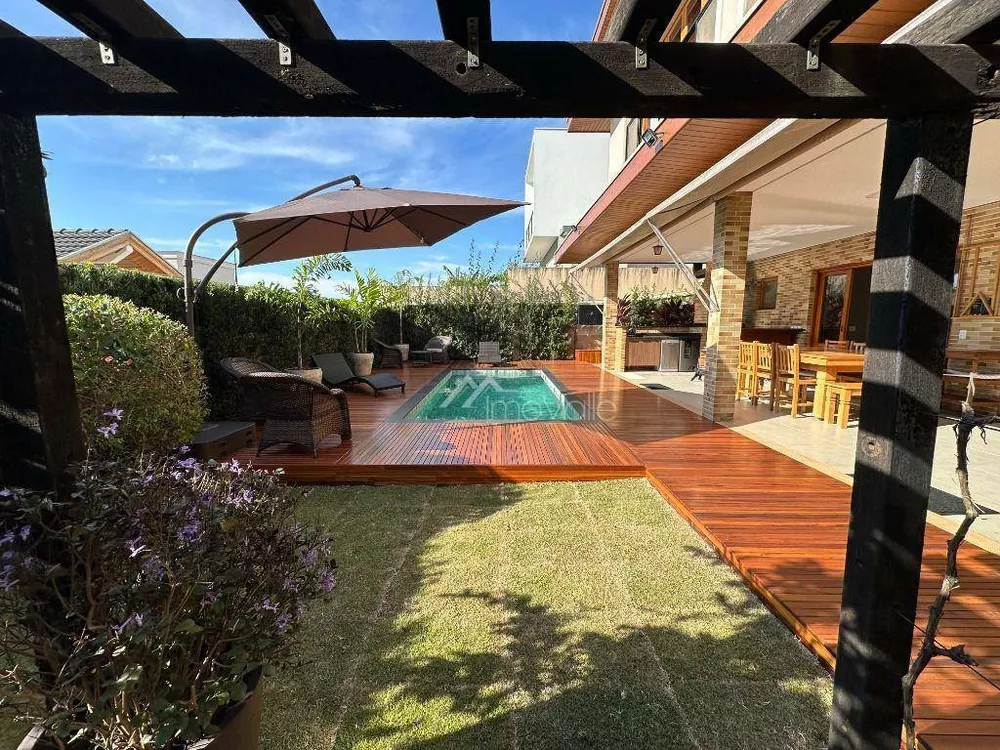 Casa de Condomínio, 5 quartos - Foto 1