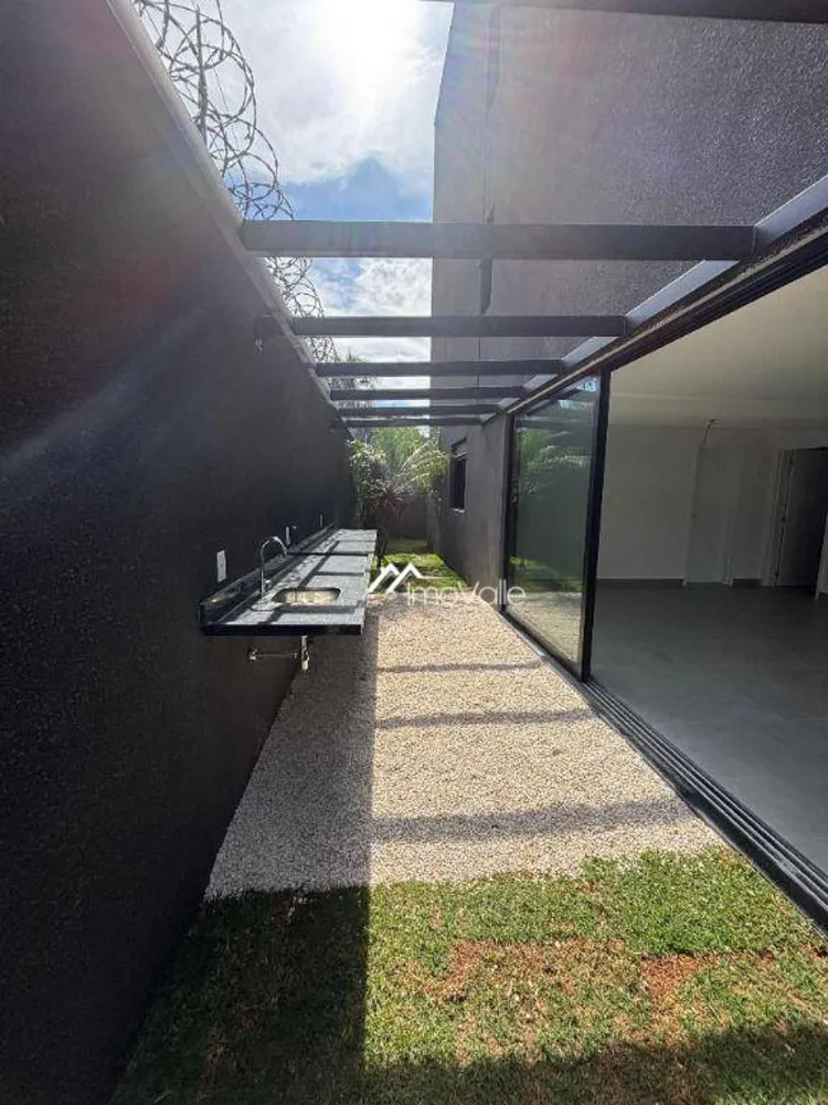 Apartamento, 3 quartos, 209 m² - Foto 1