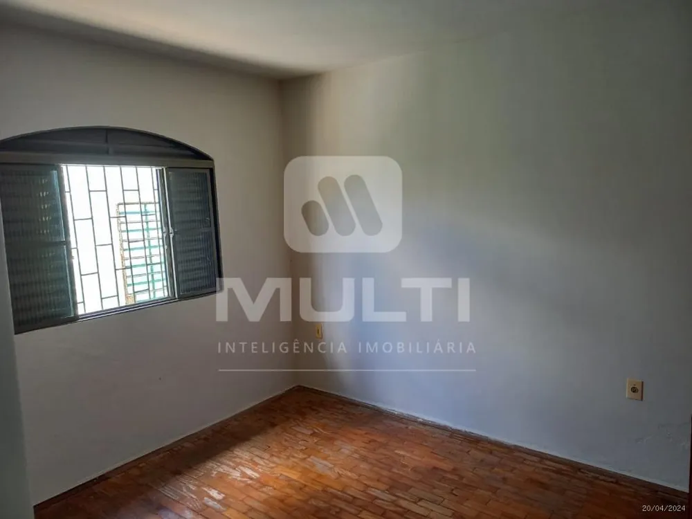Casa, 3 quartos, 126 m² - Foto 1