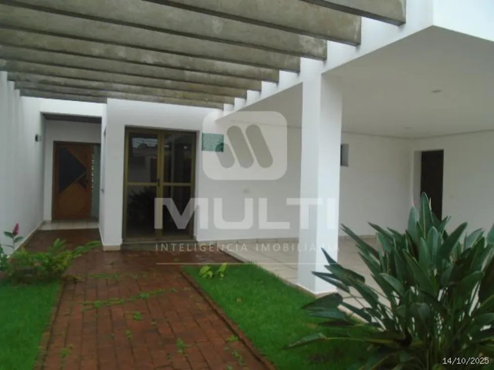 Casa, 4 quartos, 330 m² - Foto 4