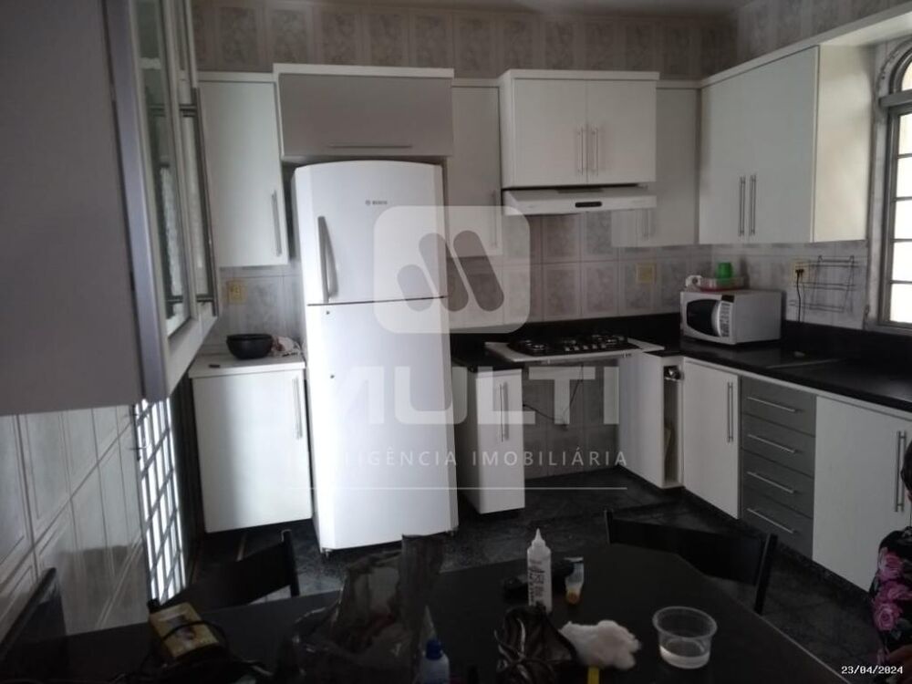 Casa, 3 quartos, 250 m² - Foto 5