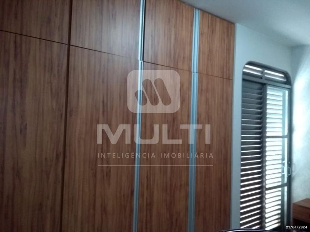 Casa, 3 quartos, 250 m² - Foto 16