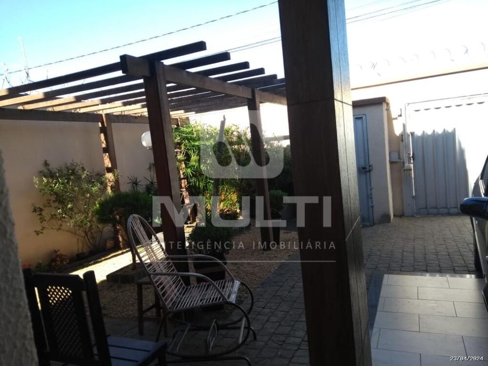 Casa, 3 quartos, 250 m² - Foto 20