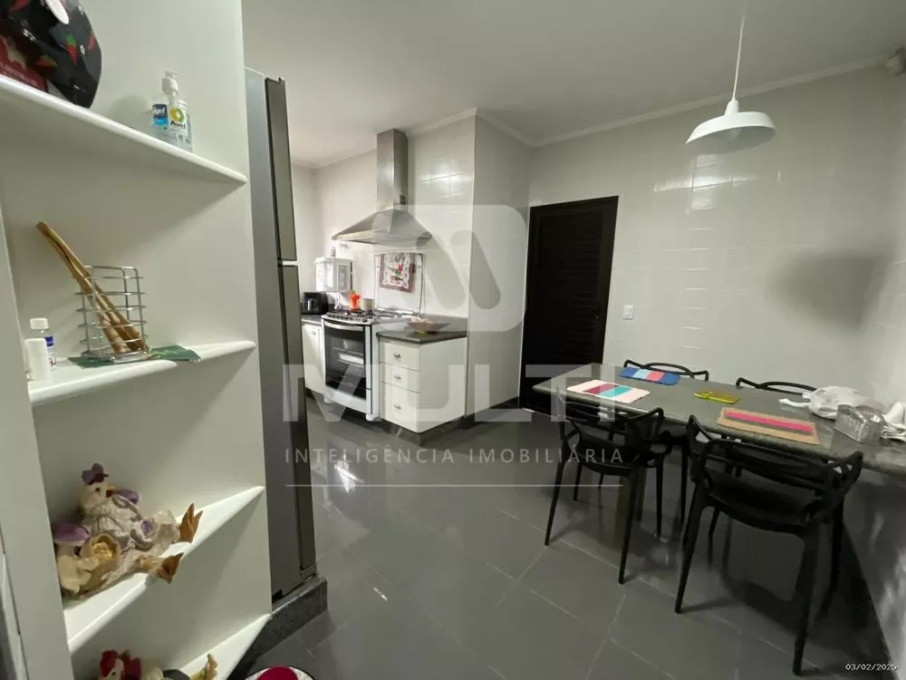 Casa, 3 quartos, 342 m² - Foto 1