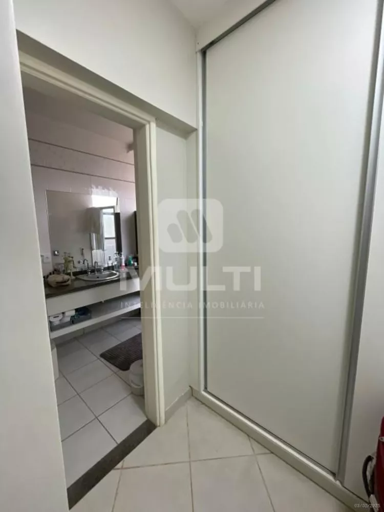 Casa, 3 quartos, 342 m² - Foto 15