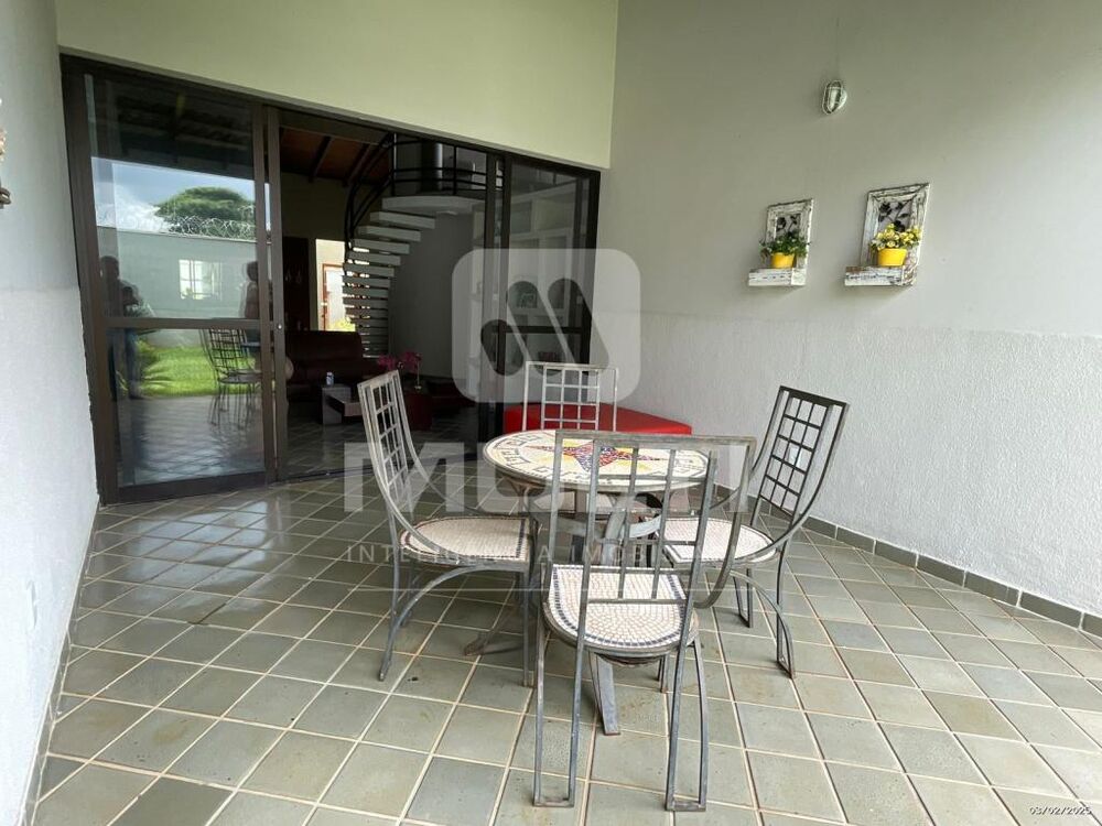 Casa, 3 quartos, 342 m² - Foto 27