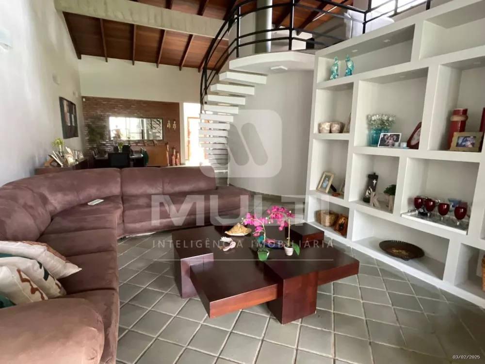 Casa, 3 quartos, 342 m² - Foto 23