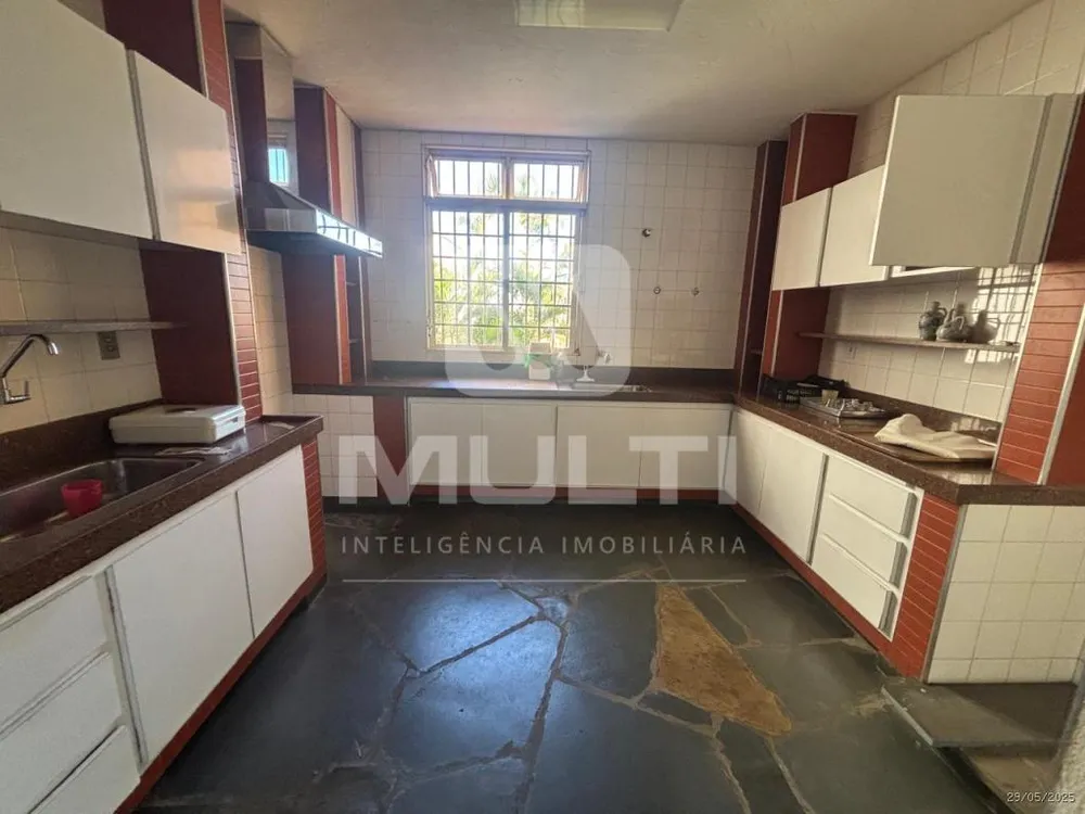 Casa, 3 quartos, 351 m² - Foto 7