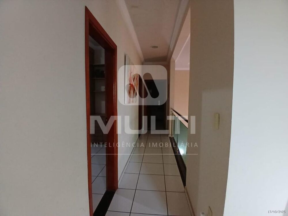 Casa, 5 quartos, 600 m² - Foto 1