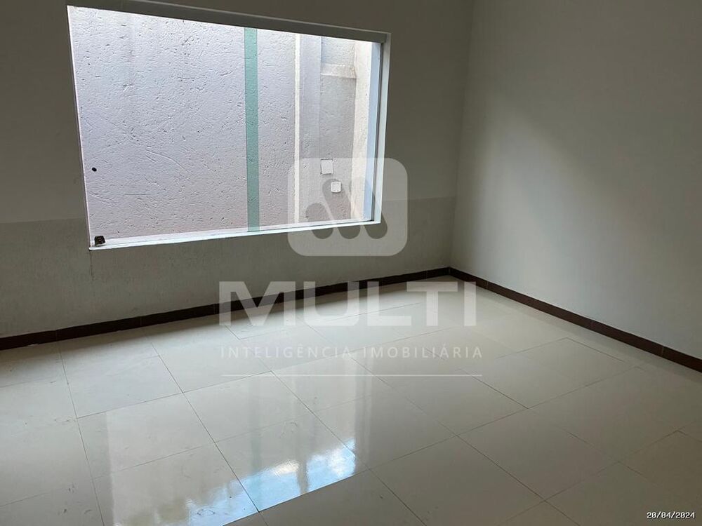 Casa, 3 quartos, 182 m² - Foto 4