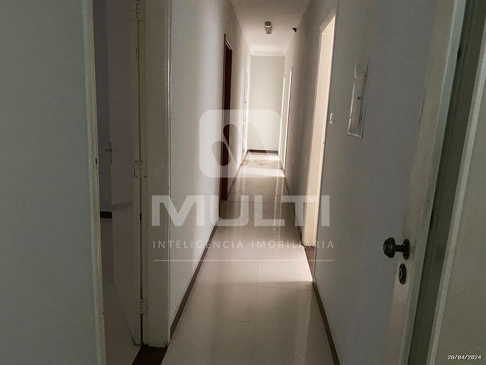 Casa, 3 quartos, 182 m² - Foto 3