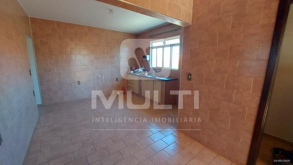 Apartamento, 3 quartos, 126 m² - Foto 2