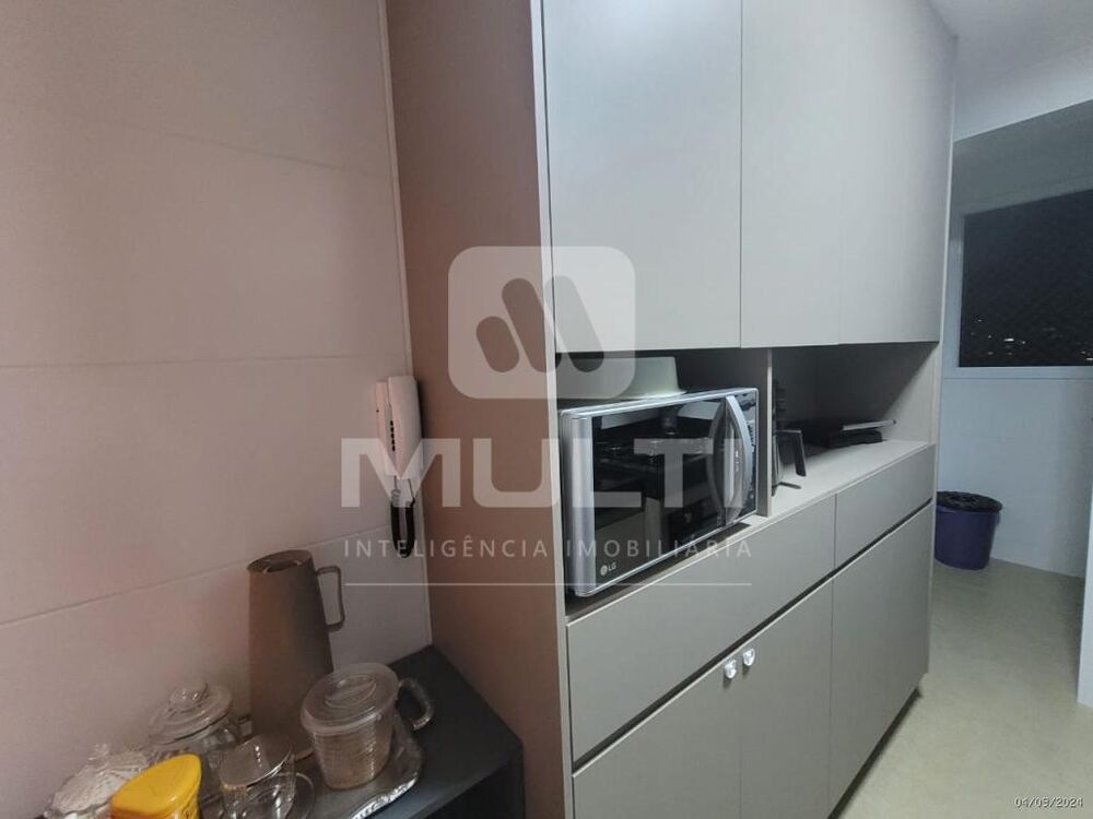 Apartamento à venda com 3 quartos, 77m² - Foto 8