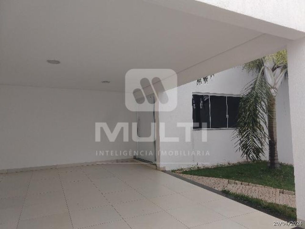 Casa, 3 quartos, 133 m² - Foto 2