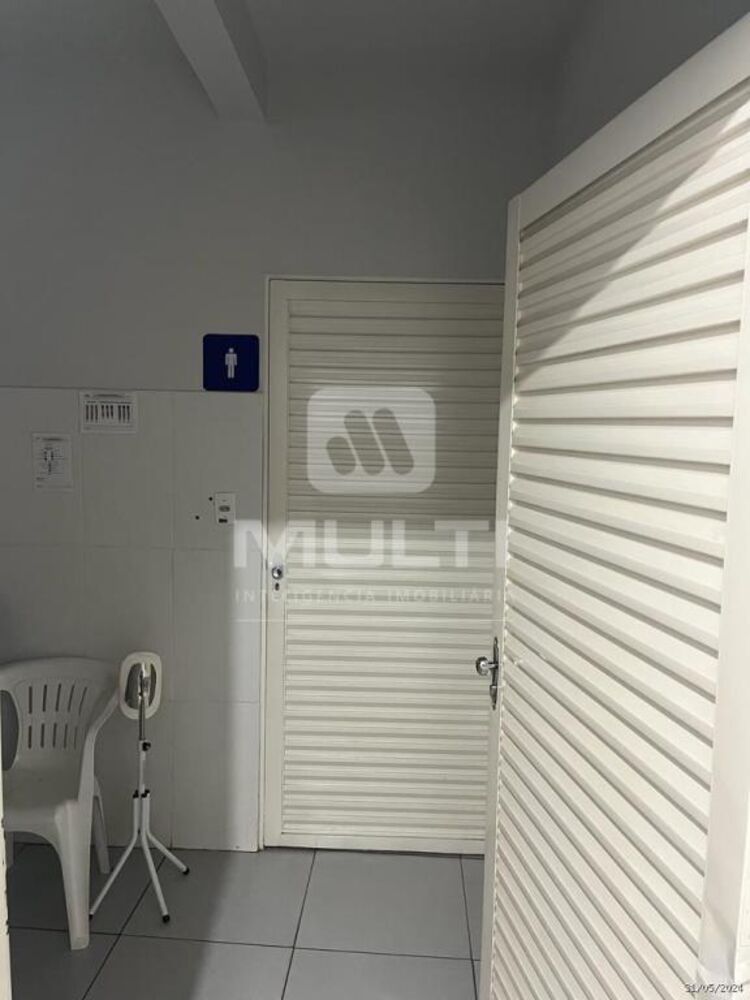 Casa à venda com 3 quartos, 190m² - Foto 10