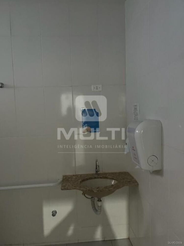 Casa à venda com 3 quartos, 190m² - Foto 12