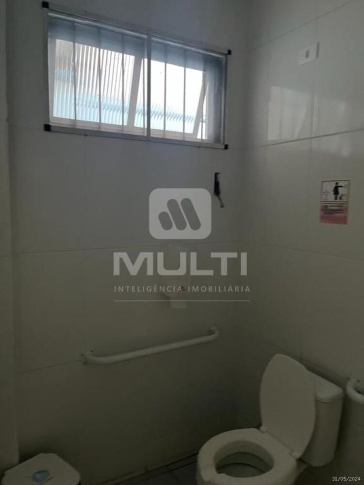 Casa à venda com 3 quartos, 190m² - Foto 13