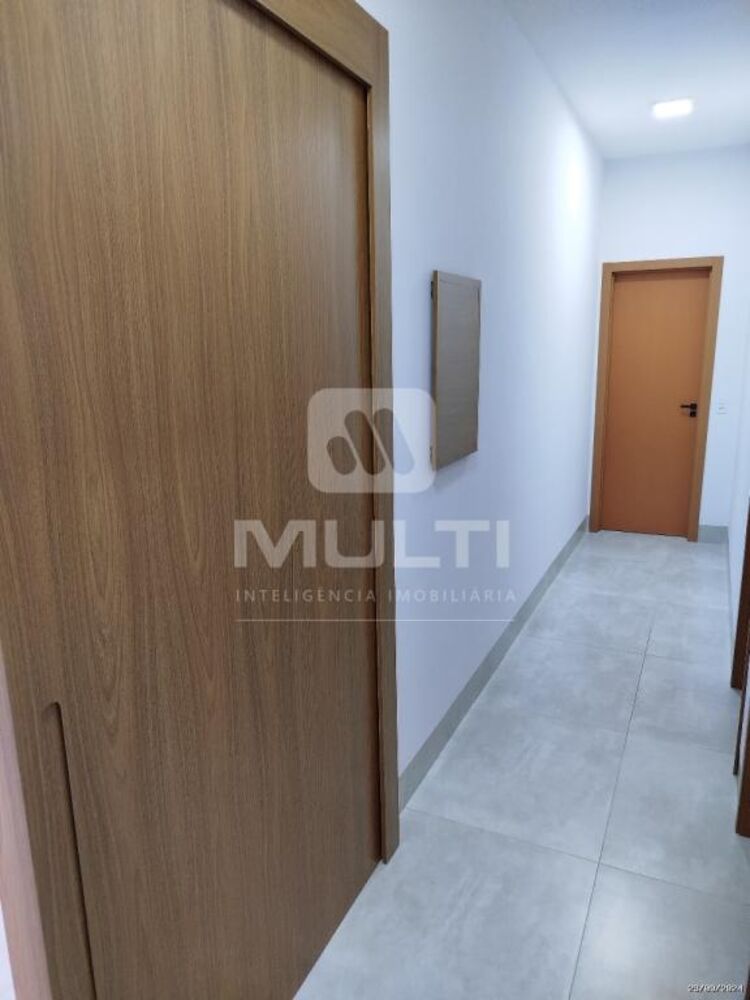 Casa à venda com 3 quartos, 144m² - Foto 14