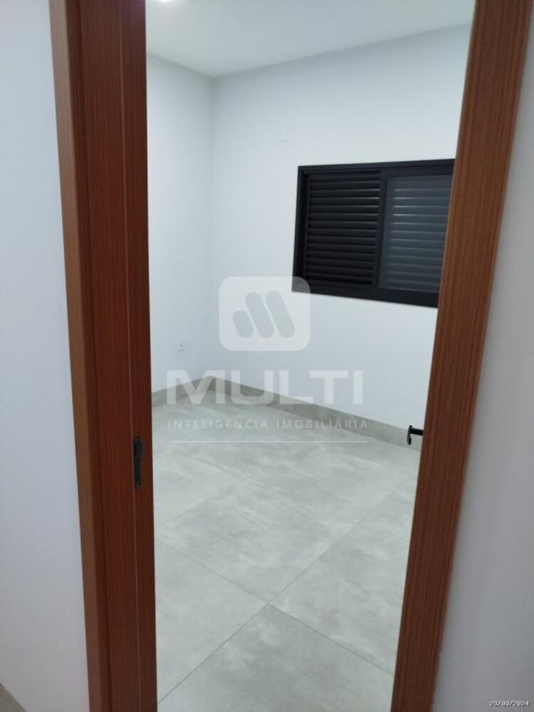 Casa à venda com 3 quartos, 144m² - Foto 15