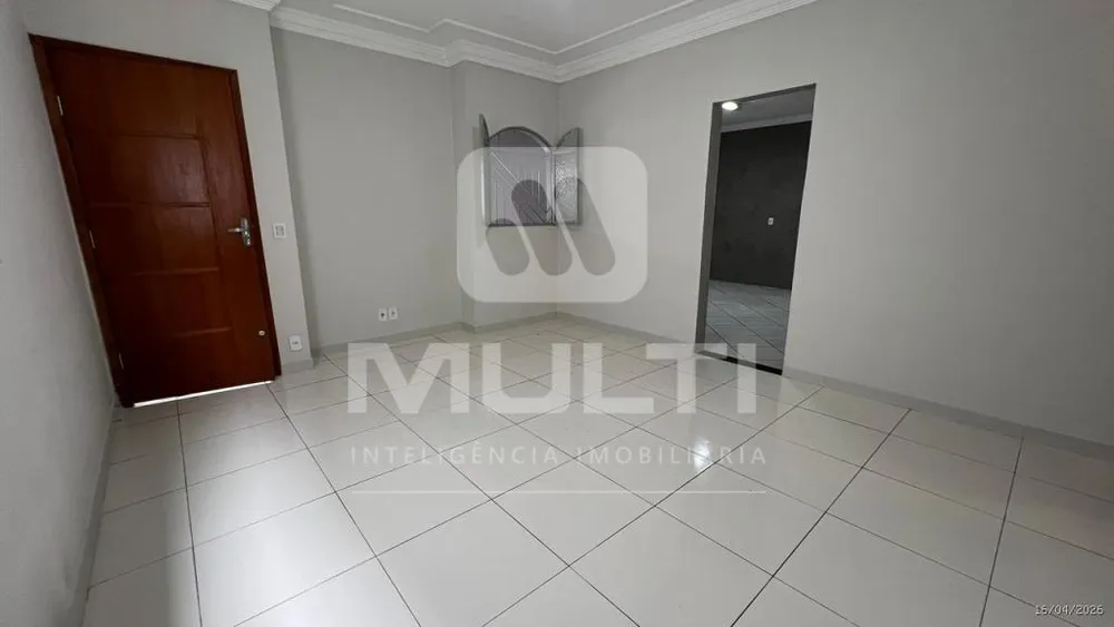 Casa, 3 quartos, 110 m² - Foto 1