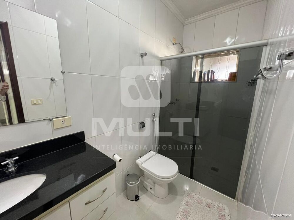 Casa, 3 quartos, 250 m² - Foto 6