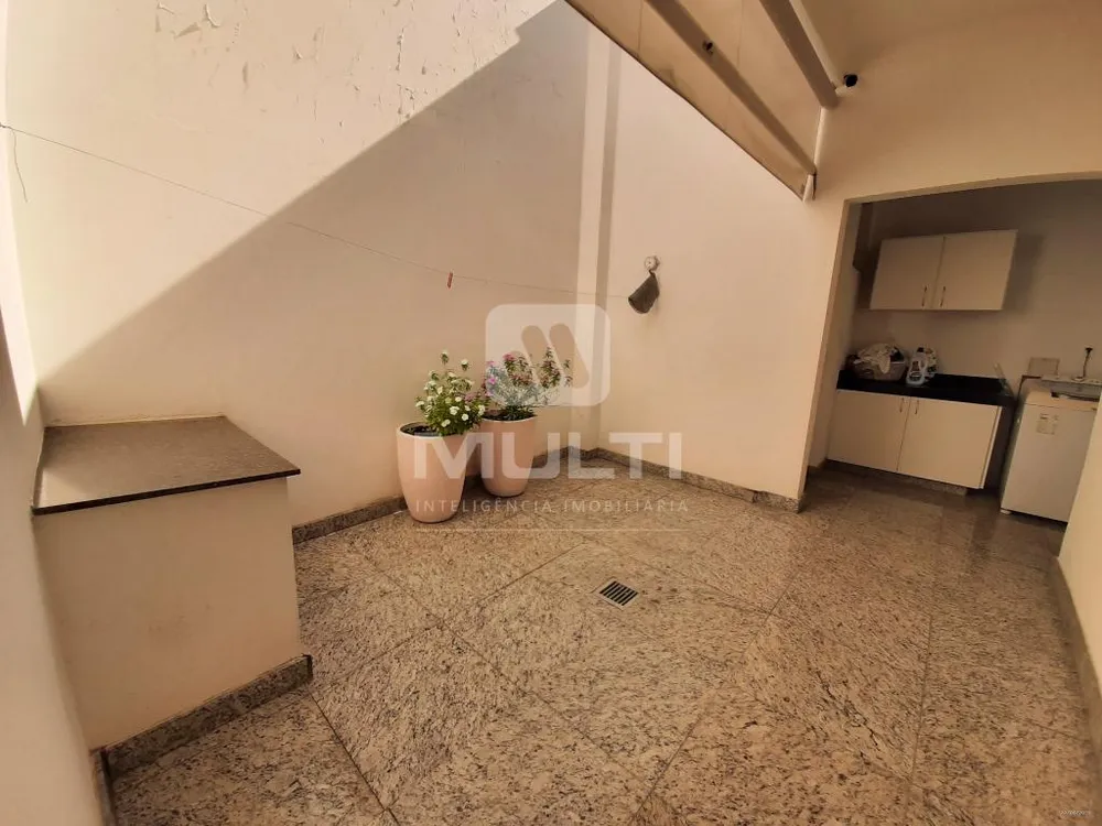 Casa, 3 quartos, 207 m² - Foto 10