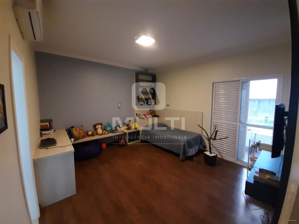 Casa, 3 quartos, 235 m² - Foto 15