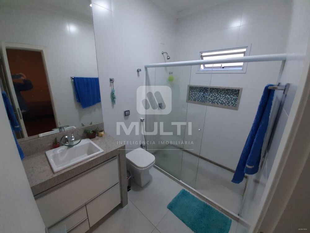 Casa, 3 quartos, 235 m² - Foto 17