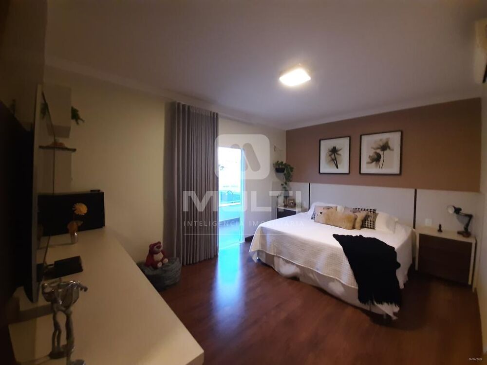 Casa, 3 quartos, 235 m² - Foto 19