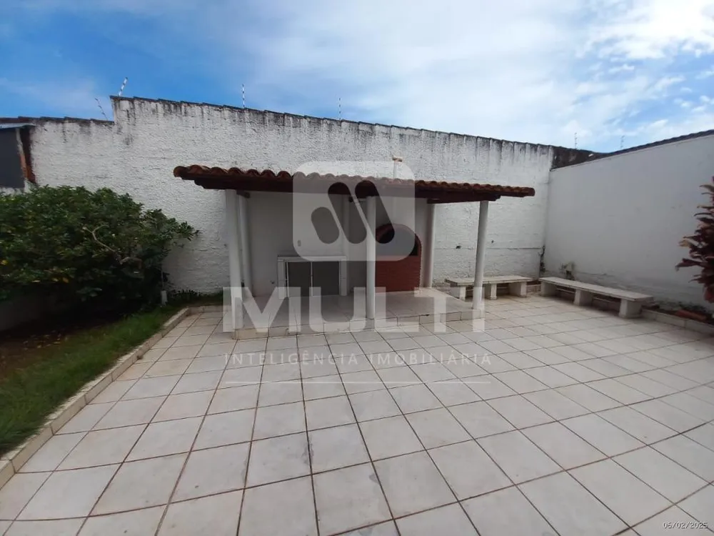 Casa, 3 quartos, 300 m² - Foto 4