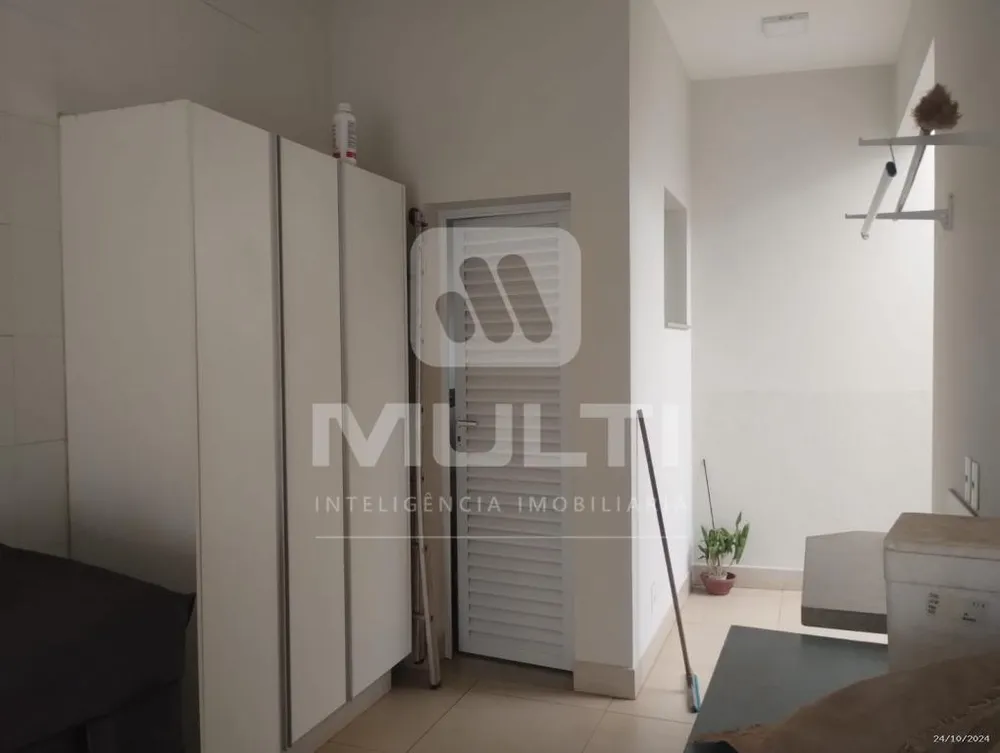 Casa, 3 quartos, 214 m² - Foto 10