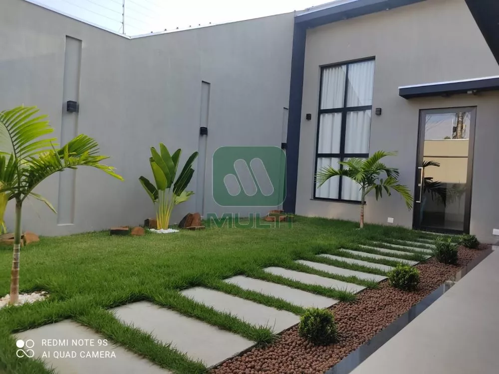 Casa à venda com 3 quartos, 200m² - Foto 3