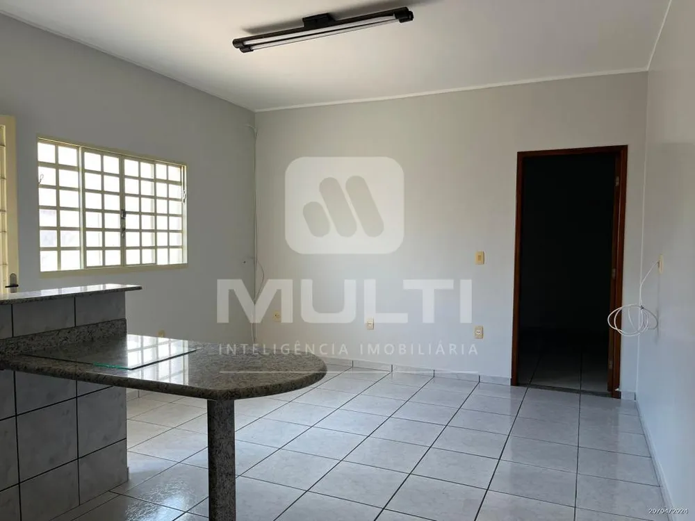 Casa, 4 quartos, 240 m² - Foto 8