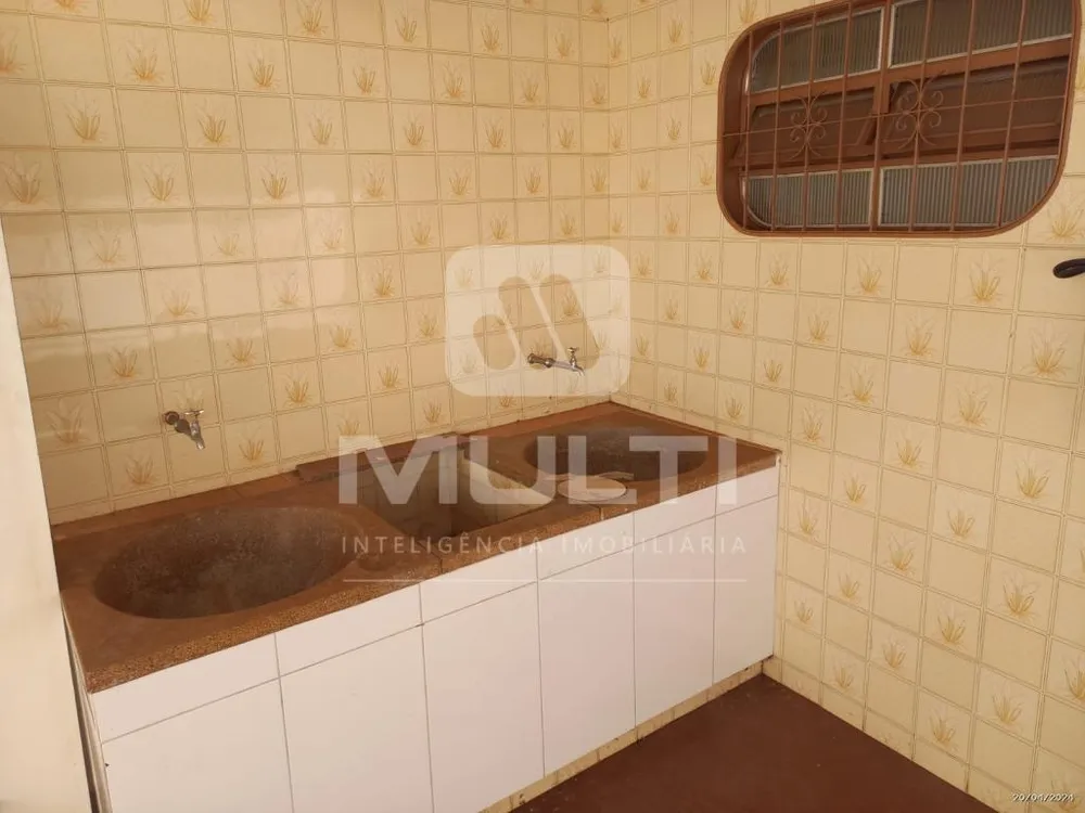 Casa, 5 quartos, 300 m² - Foto 11