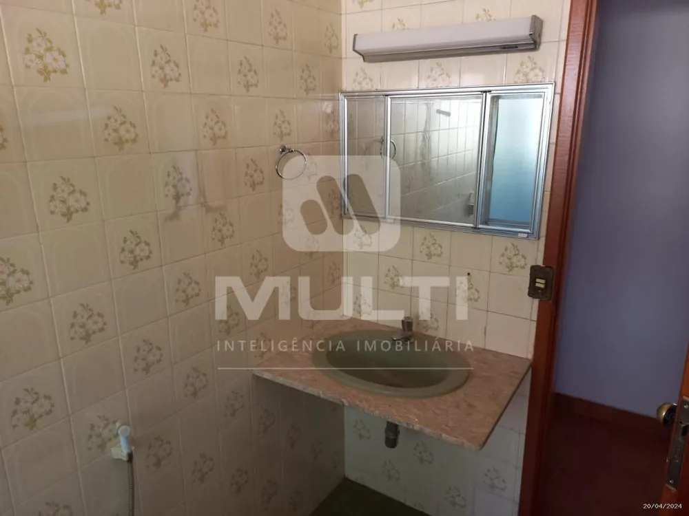 Casa, 5 quartos, 300 m² - Foto 8