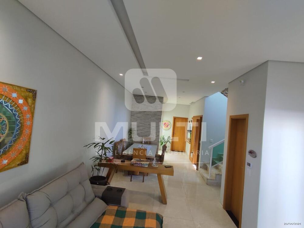 Casa à venda com 4 quartos, 289m² - Foto 23
