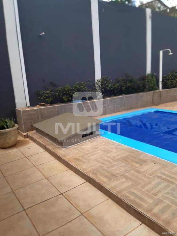 Casa, 4 quartos, 430 m² - Foto 1