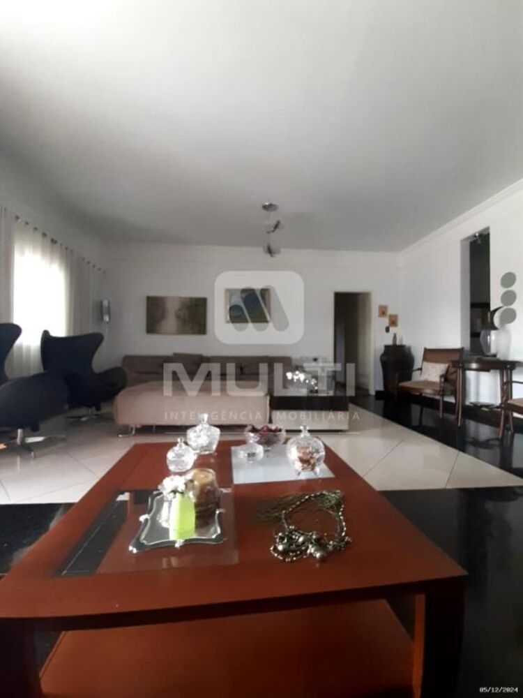 Casa, 4 quartos, 430 m² - Foto 21