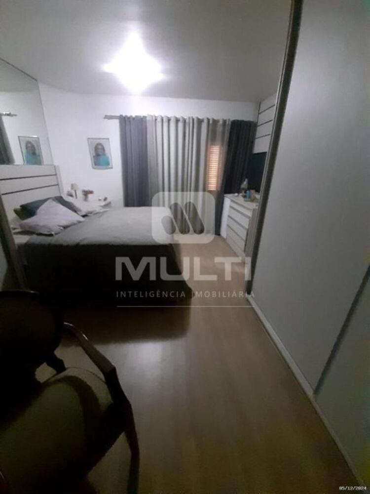 Casa, 4 quartos, 430 m² - Foto 12