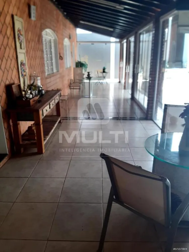 Casa, 4 quartos, 430 m² - Foto 19