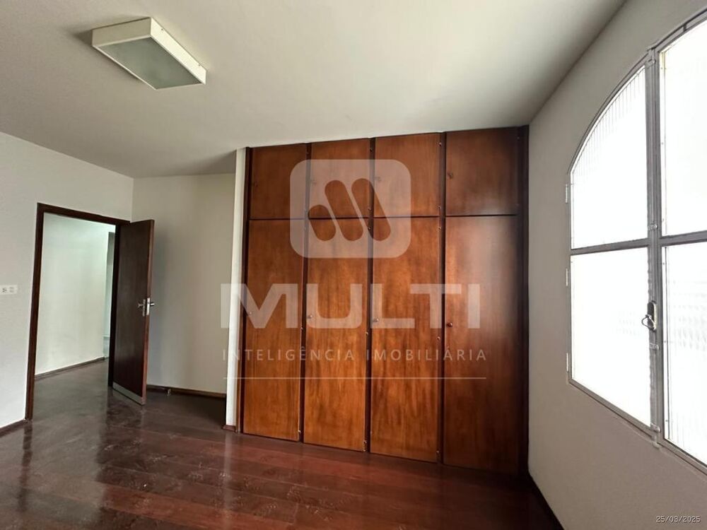 Casa, 4 quartos, 234 m² - Foto 10