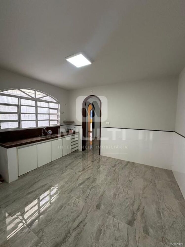Casa, 4 quartos, 234 m² - Foto 11
