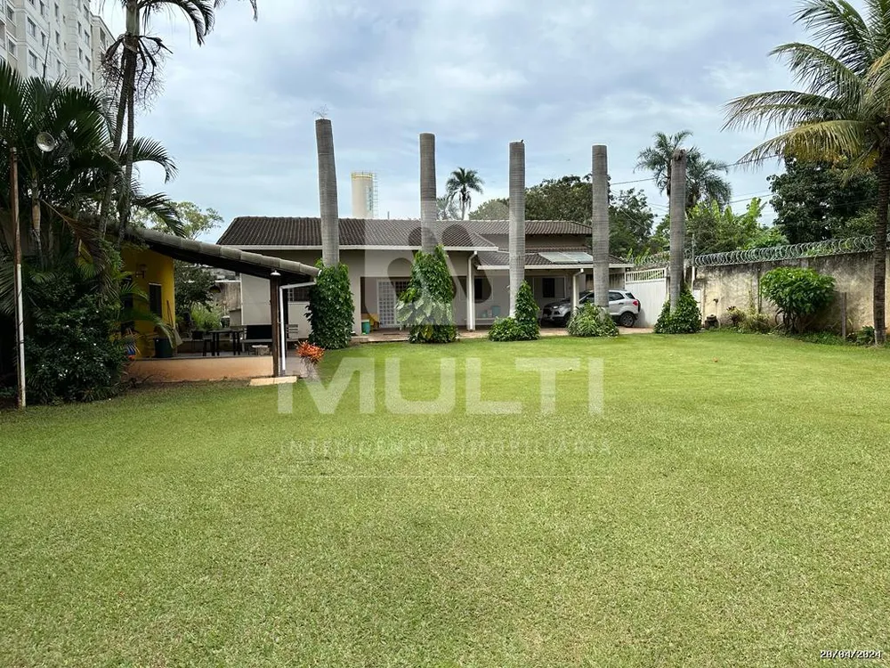 Casa, 3 quartos, 250 m² - Foto 11