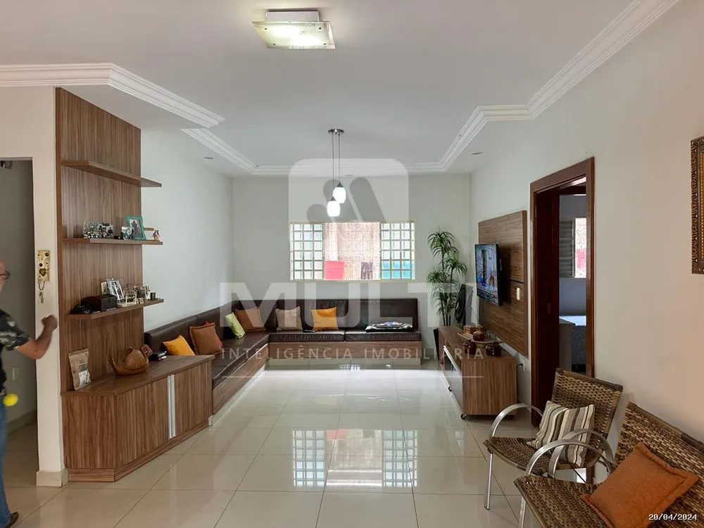 Casa, 3 quartos, 250 m² - Foto 5