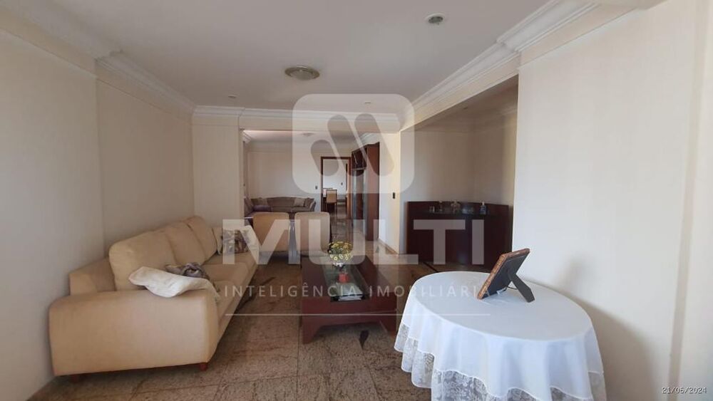 Apartamento, 4 quartos, 208 m² - Foto 2