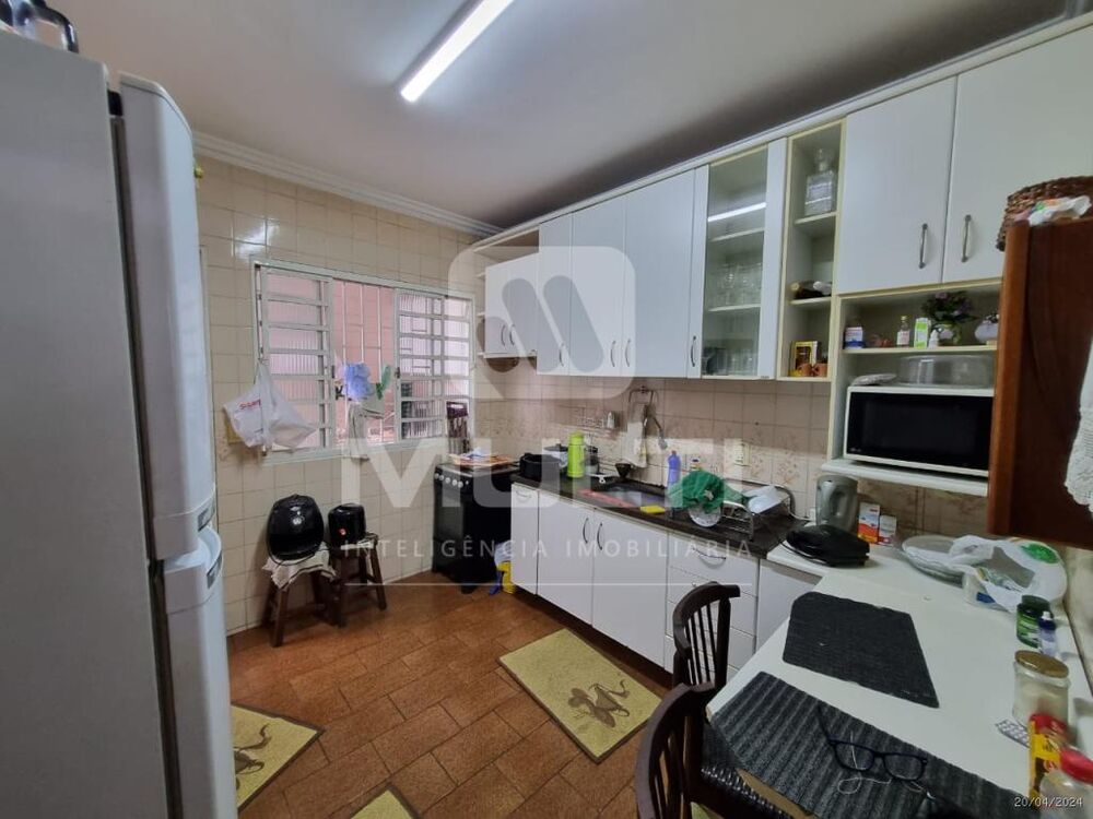 Casa, 3 quartos, 153 m² - Foto 3