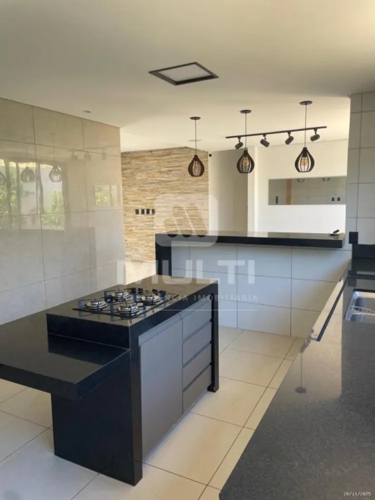 Casa, 3 quartos, 160 m² - Foto 2