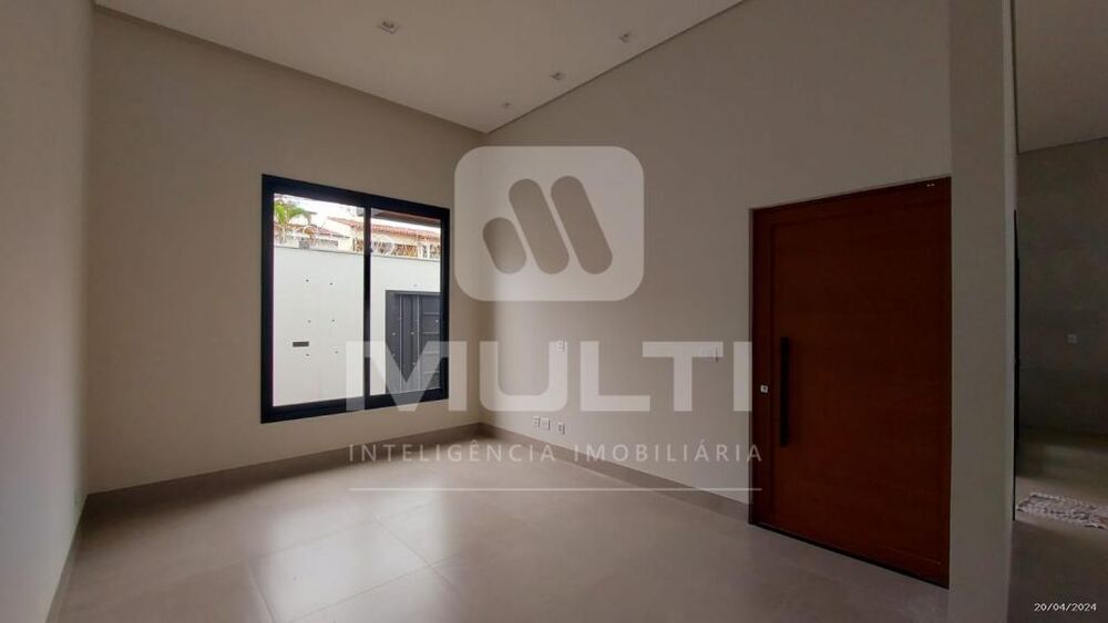 Casa, 3 quartos, 210 m² - Foto 2