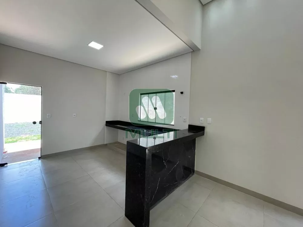 Casa à venda com 3 quartos, 130m² - Foto 5