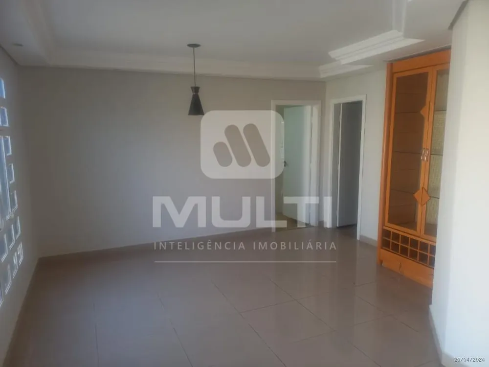 Casa, 4 quartos, 240 m² - Foto 5